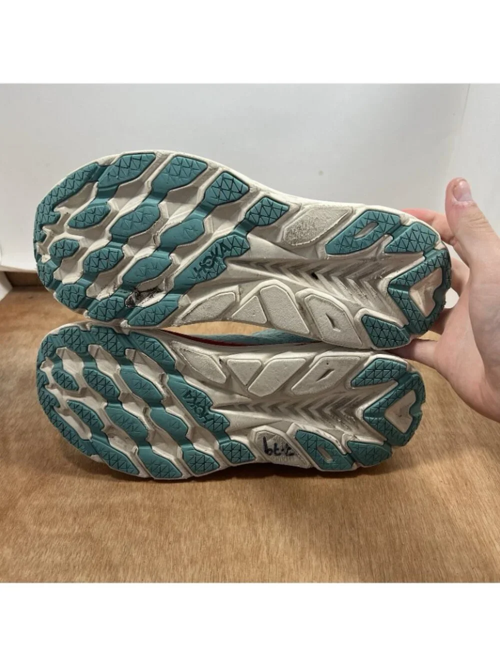 Hoka One One Clifton 8 Women 9.5B Blue Walking Road Running Sneakers Comfort